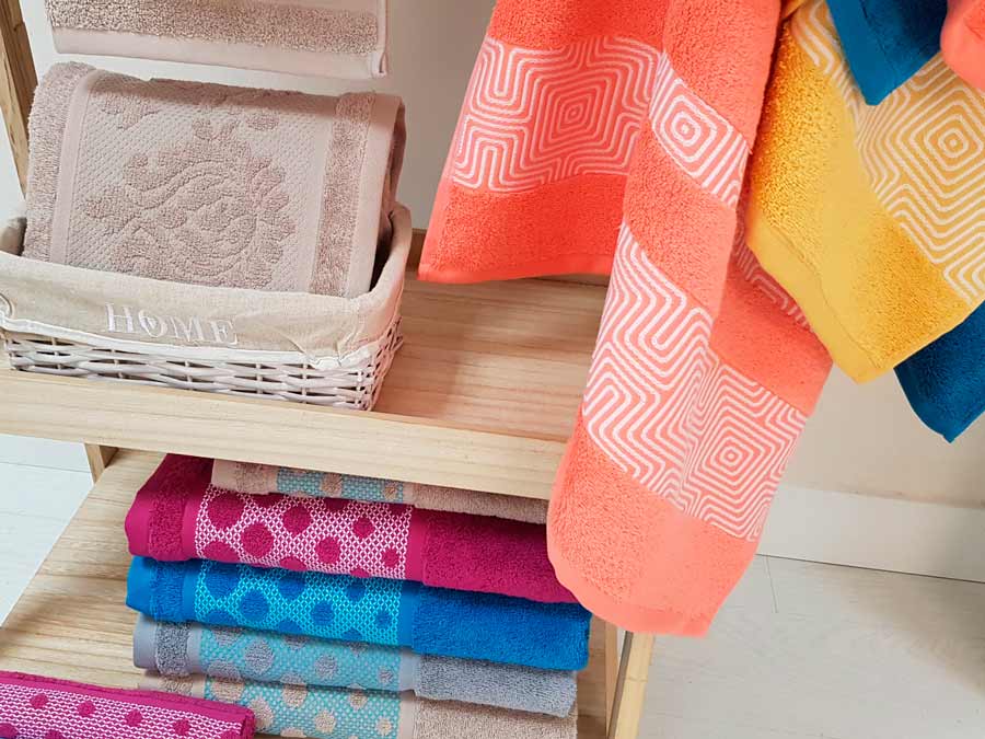 Cómo blanquear toallas: Consejos para que tus toallas se vean como nuevas -  Nadi Collection Blog